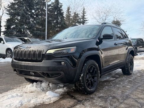 Used 2022 Jeep Cherokee Trailhawk w/ Premium Leather Package image 3