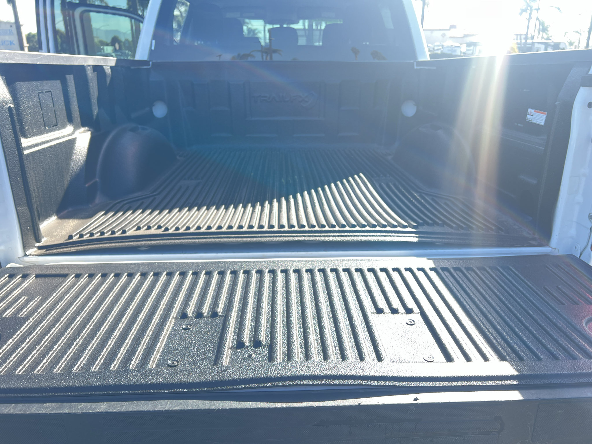 Used 2025 Ford F150 XLT w/ Equipment Group 301A Standard AWD/4WD image 18