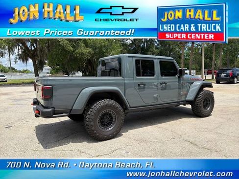 Used 2025 Jeep Gladiator Mojave AWD/4WD image 15