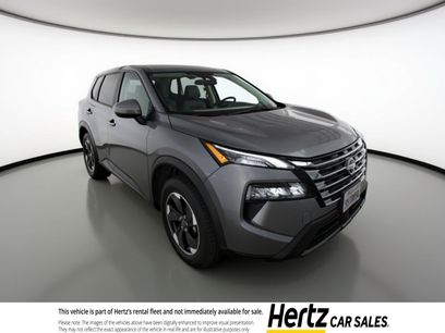 Used 2025 Nissan Rogue SV