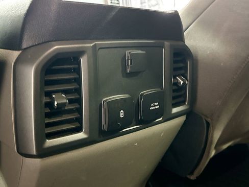 Used 2019 Ford F150 XLT w/ Equipment Group 302A Luxury image 24