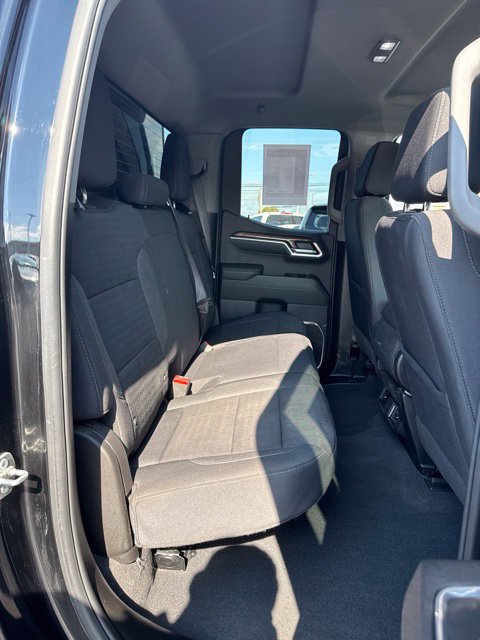 Used 2024 Chevrolet Silverado 1500 RST AWD/4WD image 18