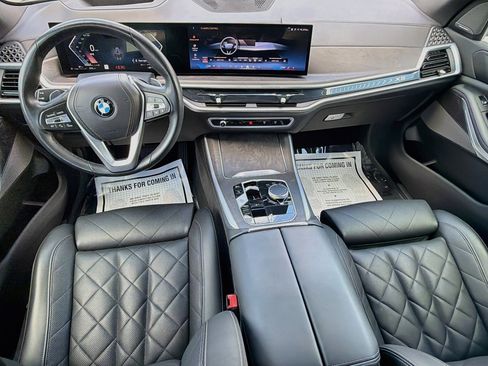 Used 2025 BMW X5 xDrive40i AWD/4WD image 16