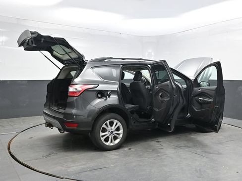 Used 2018 Ford Escape SE AWD/4WD image 47