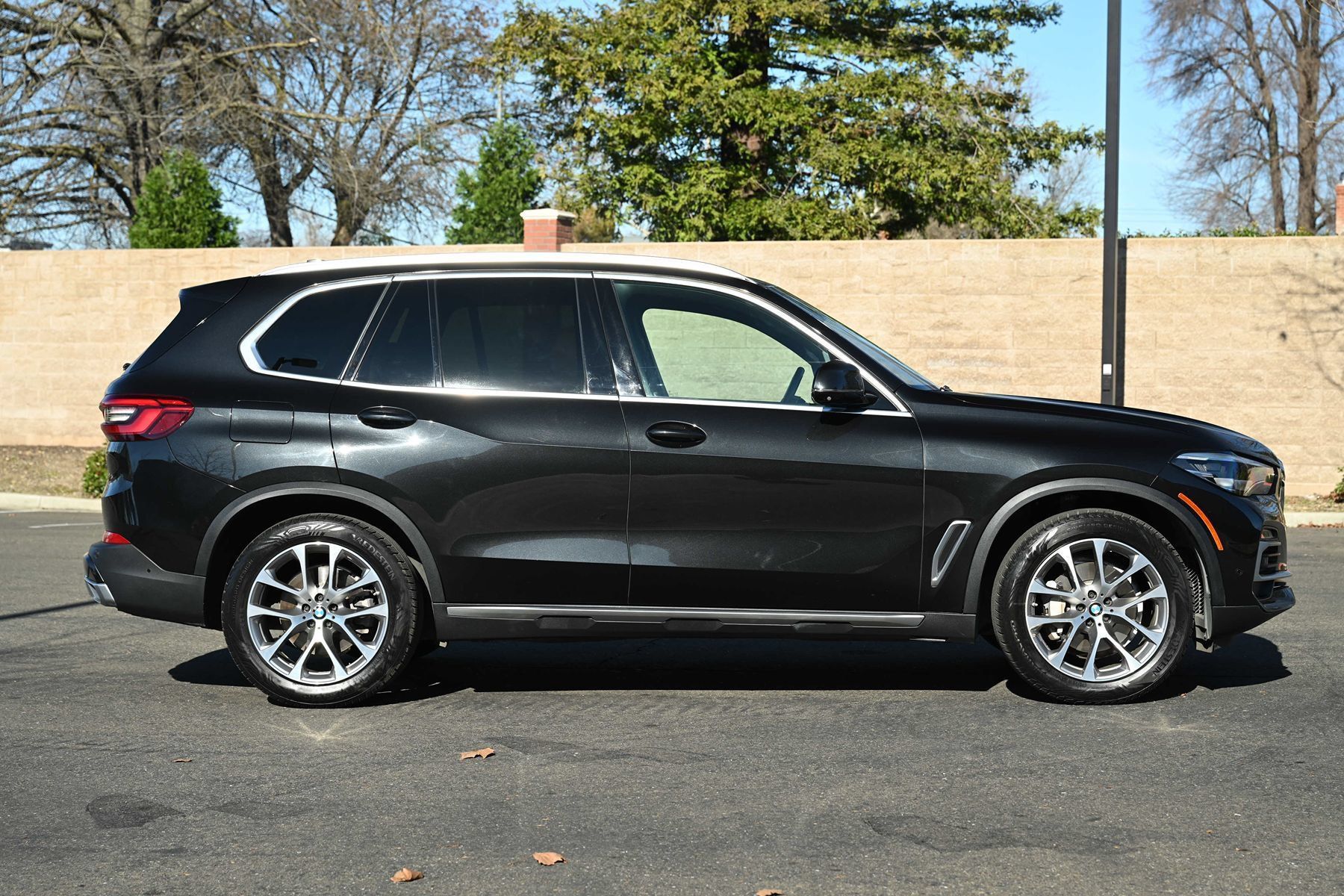 Used 2019 BMW X5 xDrive40i w/ Convenience Package AWD/4WD image 8