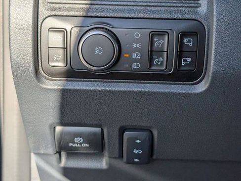 New 2026 Ford F250 Lariat w/ Black Appearance Package image 23