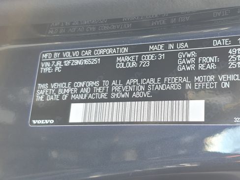 Used 2022 Volvo S60 B5 Momentum w/ Climate Package image 32