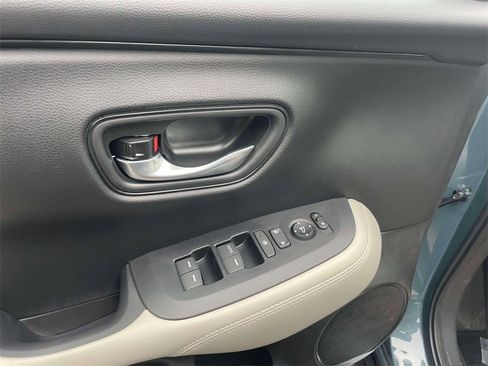 New 2026 Honda HR-V LX image 16