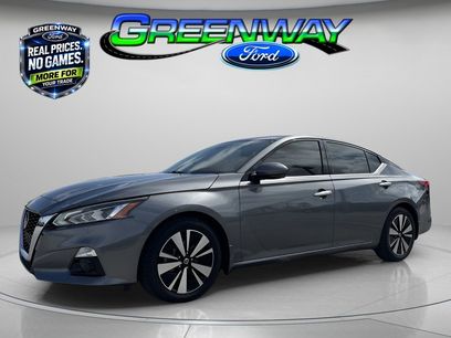 Used 2019 Nissan Altima 2.5 SV