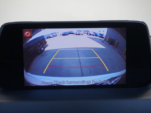 Used 2018 MAZDA CX-5 Touring w/ Preferred Equipment Package FWD image 21