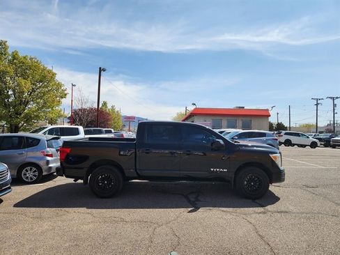 Used 2020 Nissan Titan S w/ S Utility Package image 3
