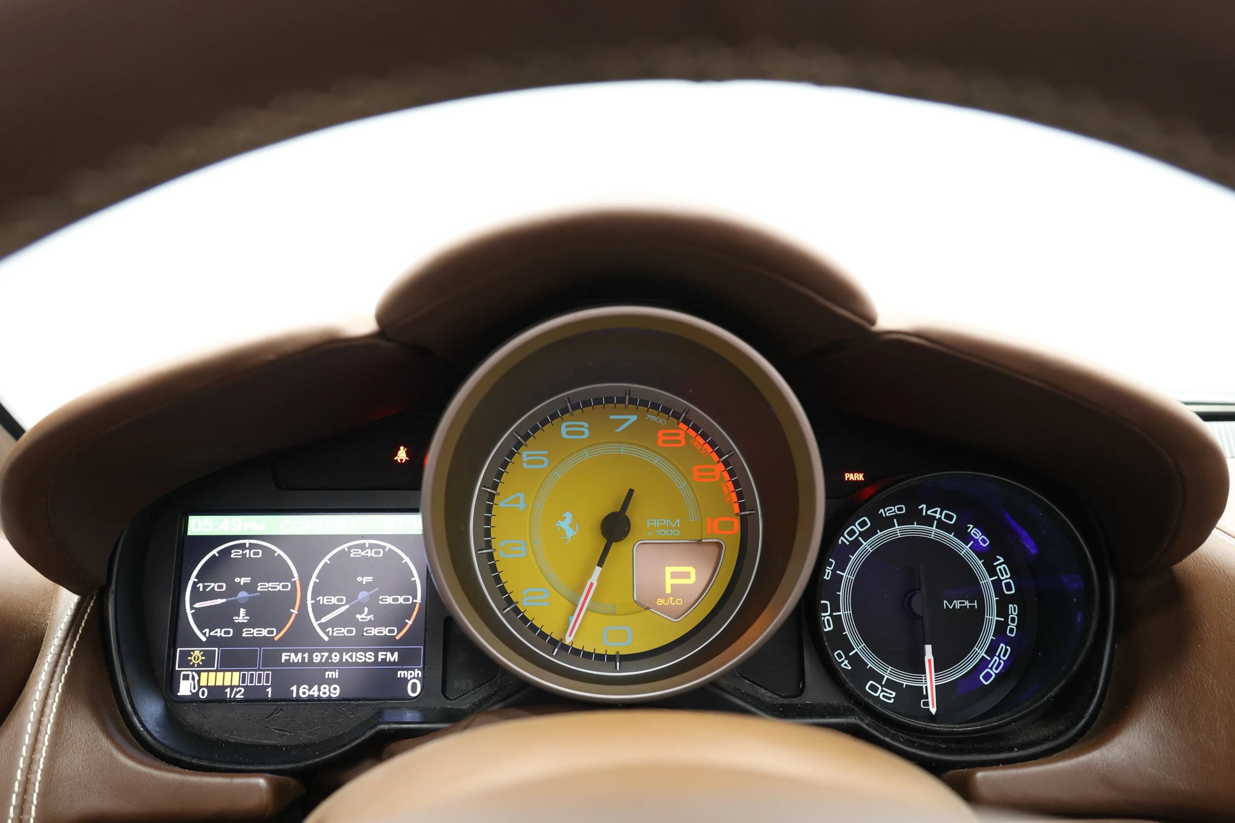 Used 2010 Ferrari California RWD image 38
