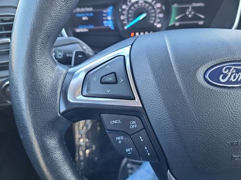 Used 2020 Ford Fusion Titanium image 28