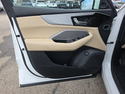 Used 2023 Acura MDX SH-AWD w/ Technology Package image 22