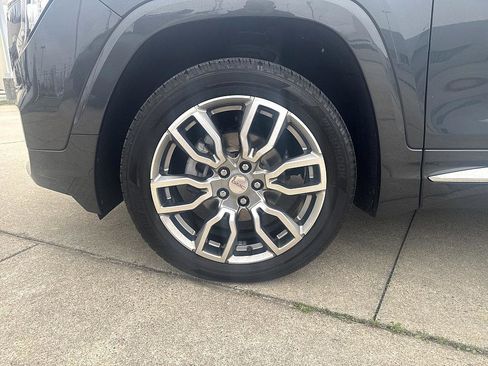 Used 2022 GMC Terrain Denali image 8