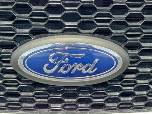 Used 2018 Ford F150 XL w/ Equipment Group 101A Mid image 11