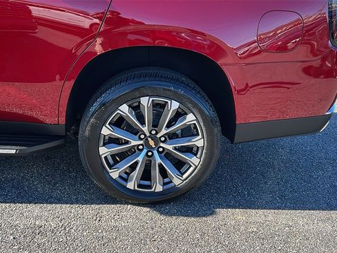 New 2026 Chevrolet Tahoe High Country w/ Sun And Tow Package image 9