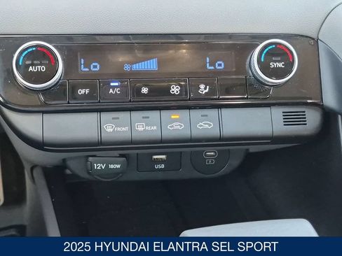 Certified 2025 Hyundai Elantra Sport FWD image 25