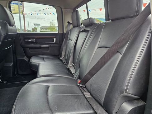 Used 2018 RAM 1500 Laramie w/ Convenience Group AWD/4WD image 22