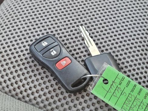 Used 2016 Nissan Frontier SV image 30