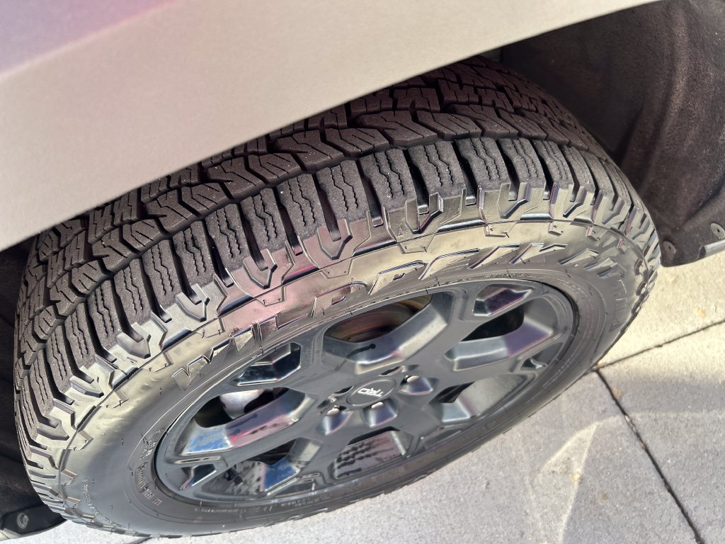 Certified 2022 Toyota RAV4 TRD Off-Road AWD/4WD image 22