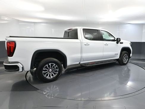 Used 2023 GMC Sierra 1500 AT4 w/ AT4 Preferred Package image 4