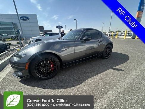 Used 2018 MAZDA MX-5 Miata RF Club w/ Brembo/BBS Package RWD image 9