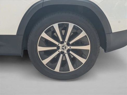 Used 2021 Mercedes-Benz GLB 250 image 14