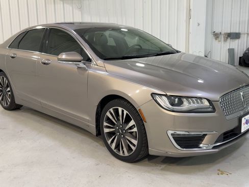 Used 2018 Lincoln MKZ Reserve image 3