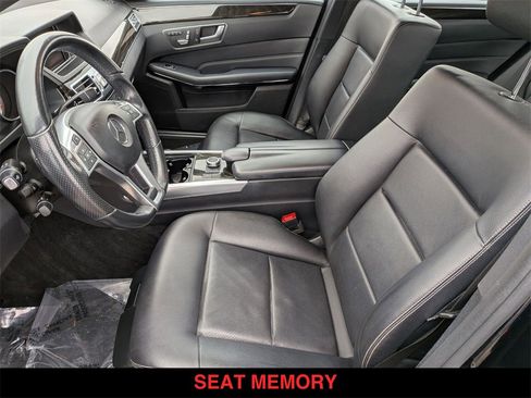 Used 2016 Mercedes-Benz E 350 4MATIC Sedan image 3