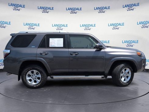 Used 2014 Toyota 4Runner SR5 RWD image 3