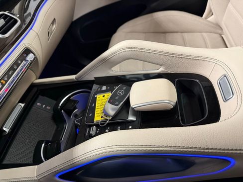 Used 2024 Mercedes-Benz GLE 450e 4MATIC image 13