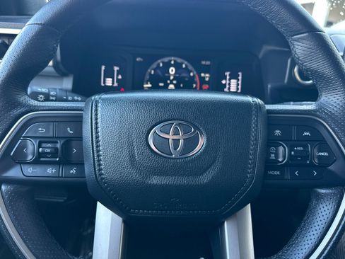 Used 2025 Toyota 4Runner SR5 image 23