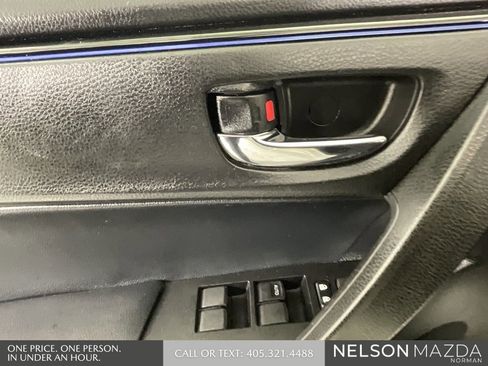 Used 2019 Toyota Corolla SE image 21