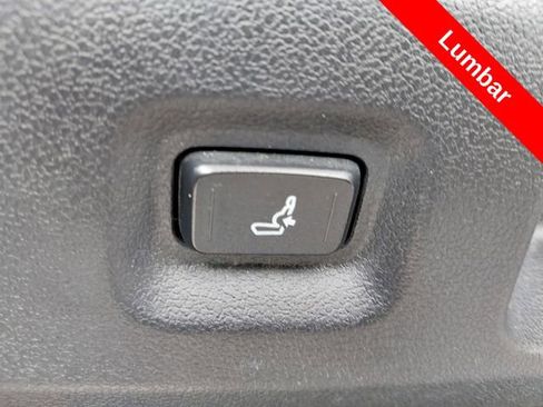 Used 2024 Toyota Tacoma TRD Off-Road image 14