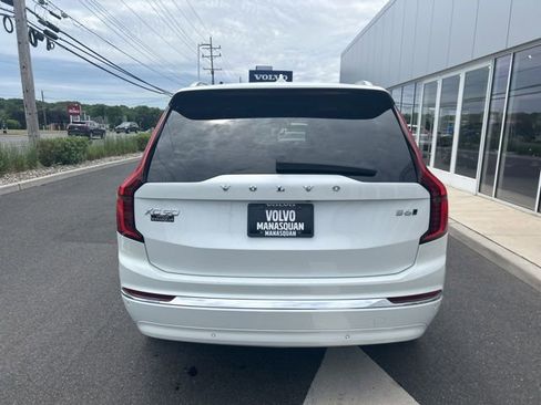 Certified 2025 Volvo XC90 B6 Plus AWD/4WD image 4