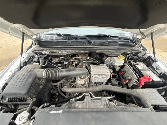 Used 2019 RAM 1500 Laramie AWD/4WD image 36