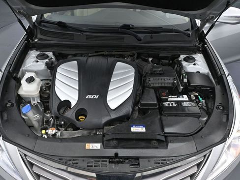 Used 2016 Hyundai Azera image 50