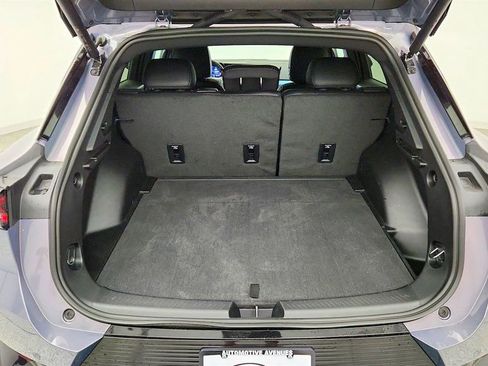 Used 2024 Chevrolet Equinox EV LT FWD image 21