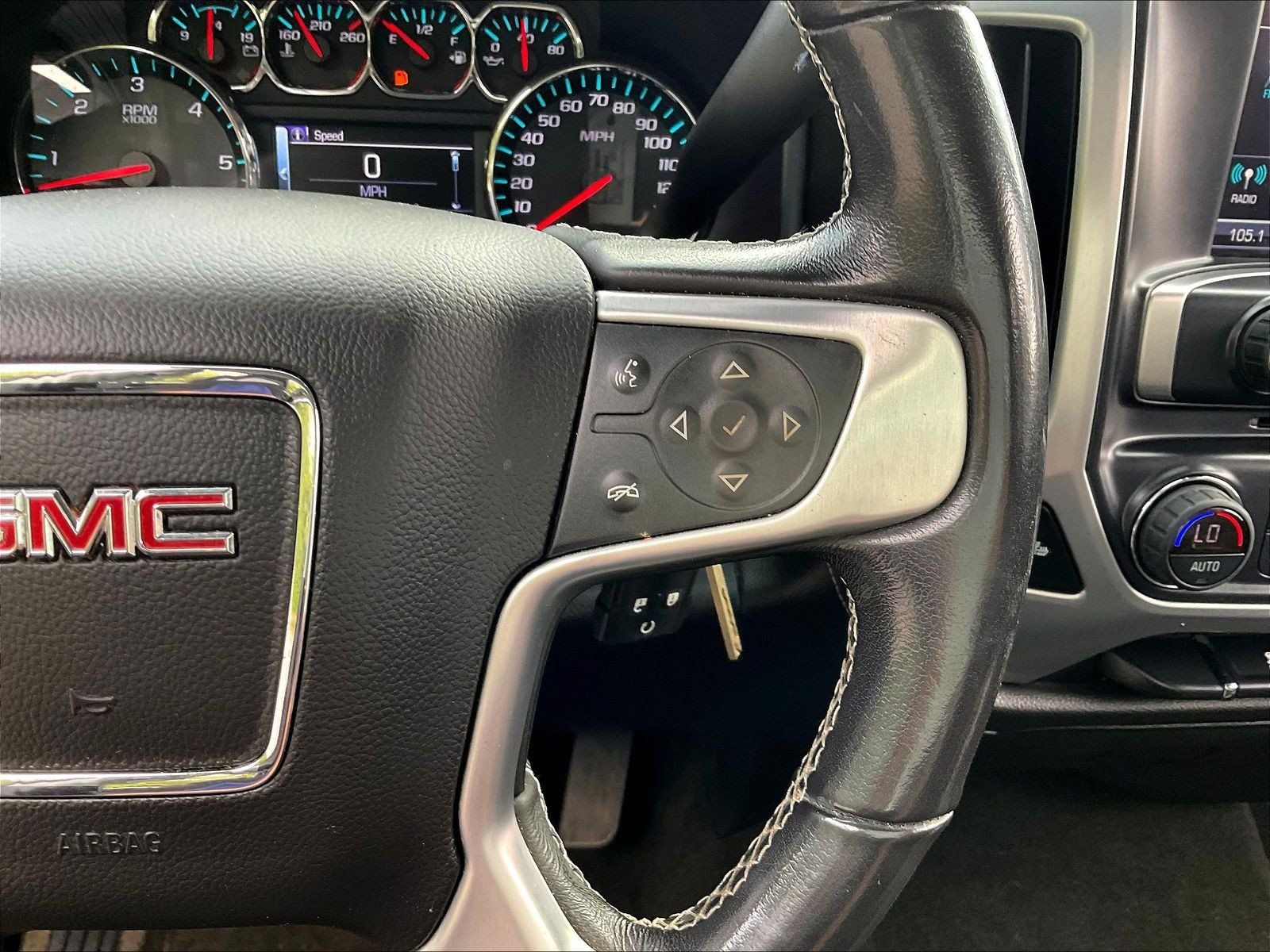 Used 2018 GMC Sierra 1500 SLE w/ SLE Value Package AWD/4WD image 13