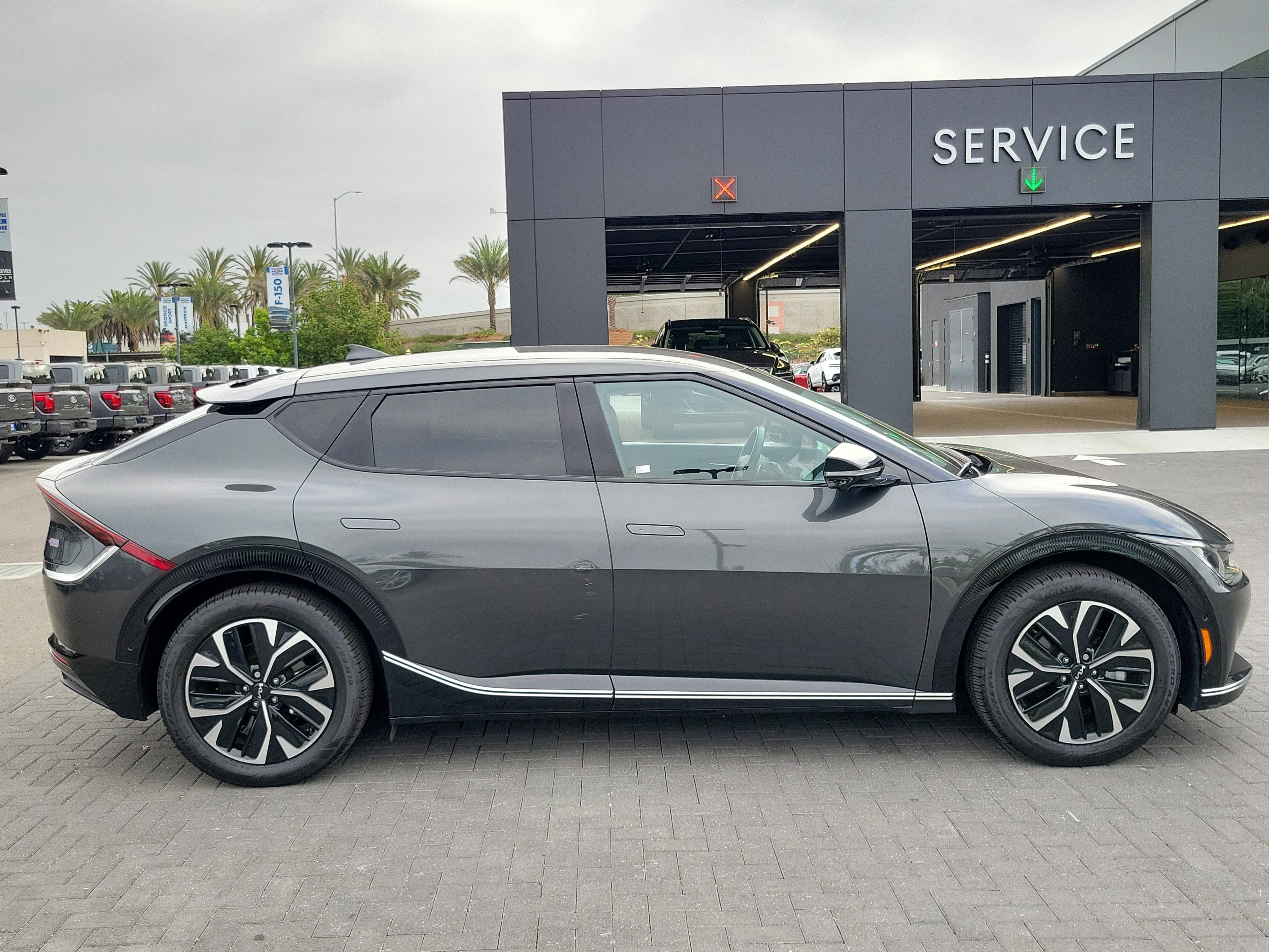 Used 2024 Kia EV6 Wind w/ Wind Technology Package RWD image 5