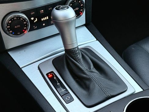 Used 2011 Mercedes-Benz C 300 C 300 Sport Sedan 4D image 23