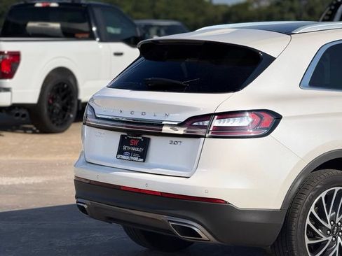 Used 2019 Lincoln Nautilus Reserve w/ Driver Assistance Package FWD image 6