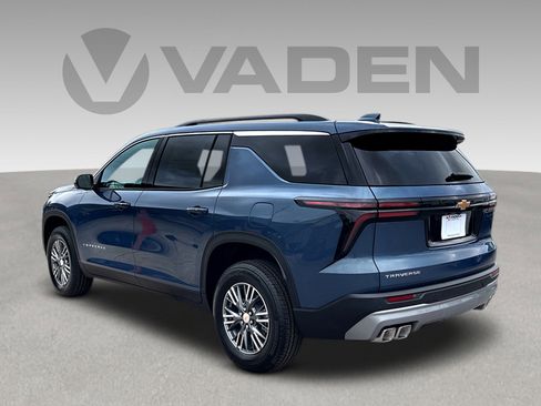New 2026 Chevrolet Traverse LT w/ Driver Confidence Package FWD image 29