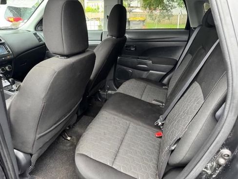 Used 2022 Mitsubishi Outlander Sport ES image 16