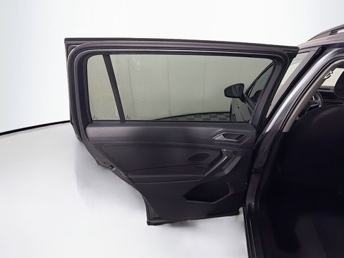 Used 2022 Volkswagen Tiguan S FWD image 25