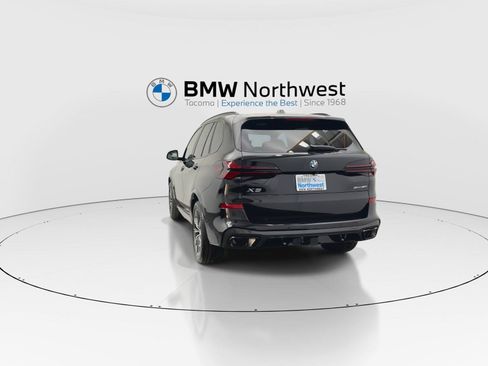 New 2026 BMW X5 xDrive40i w/ M Sport Package AWD/4WD image 13