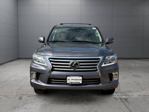 Used 2014 Lexus LX 570 4WD image 40