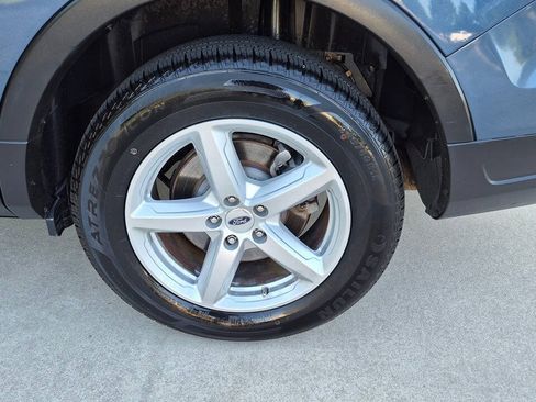 Used 2018 Ford Explorer FWD image 18