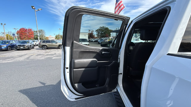 Certified 2022 GMC Sierra 1500 AT4 w/ AT4 Premium Package AWD/4WD image 29